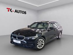 Black sapphire metallic Gebraucht 2020 BMW 318 Sport Line Kombi | 21.990 € (Fairer Preis)
