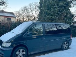 Schwarz Gebraucht 2001 Mercedes Vito Van | 3.000 €