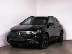 Schwarz kosmosschwarz metallic Gebraucht 2024 Mercedes EQA300 AMG SUV | 37.580 € (Guter Preis)
