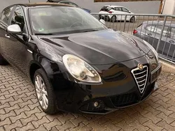 Schwarz Gebraucht 2011 Alfa Romeo Giulietta Super Kleinwagen | 5.000 € (Fairer Preis)