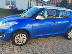 Blau Gebraucht 2016 Suzuki Swift Club Limousine | 7.999 € (Fairer Preis)