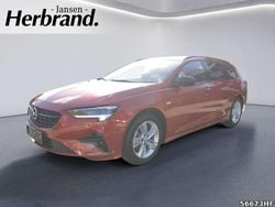 Chili rot/kardio rot Gebraucht 2022 Opel Insignia Ultimate Kombi | 21.690 € (Fairer Preis)