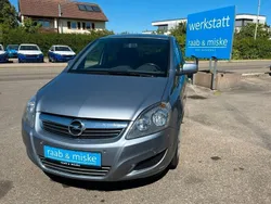 Silber Gebraucht 2011 Opel Zafira Edition Van / Kleinbus | 3.490 € (Fairer Preis)