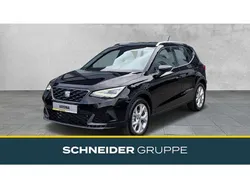 Midnight schwarz metallic Gebraucht 2024 Seat Arona FR SUV | 21.950 € (Fairer Preis)
