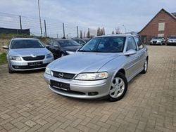 Grau Gebraucht 2002 Opel Vectra Limousine | 1.490 € (Fairer Preis)