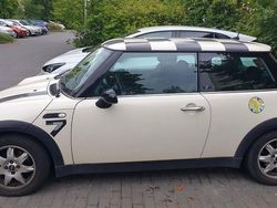 Beige Gebraucht 2006 Mini Clubman Kombi | 2.500 €