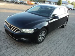 Schwarz Gebraucht 2021 VW Passat Business Limousine | 13.804 € (Guter Preis)