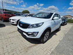 Weiß Gebraucht 2015 Kia Sportage DREAM-TEAM Edition SUV | 10.950 € (Guter Preis)
