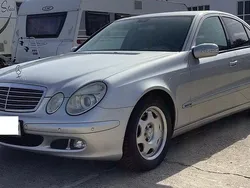 Silber Gebraucht 2005 Mercedes E200 Limousine | 4.490 € (Fairer Preis)