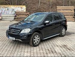Schwarz Gebraucht 2009 Mercedes ML320 SUV | 10.800 € (Etwas zu teuer)