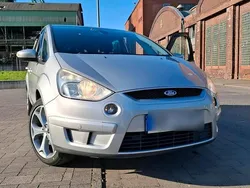 Silber Gebraucht 2007 Ford S-MAX S Van / Kleinbus | 5.900 € (Teuer)