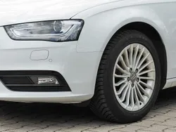 Weiß Gebraucht 2013 Audi A4 Attraction Kombi | 8.800 € (Guter Preis)