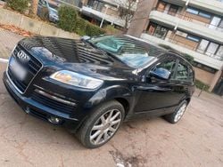 Schwarz Gebraucht 2008 Audi Q7 SUV | 6.200 € (Guter Preis)