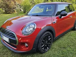 Rot Gebraucht 2015 Mini ONE Pepper Kleinwagen | 10.490 €