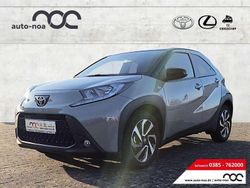 Urban khaki (6x3)/ black mica Gebraucht 2025 Toyota Aygo X Team SUV | 15.900 € (Guter Preis)