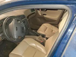 Blau Gebraucht 2000 Volvo V70 Kombi | 2.200 €