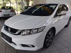 Weiß Gebraucht 2015 Honda Civic Comfort Limousine | 11.980 € (Fairer Preis)