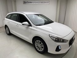 Weiß Gebraucht 2018 Hyundai i30 Select Kombi | 11.950 € (Fairer Preis)