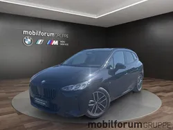 Schwarz Neu 2024 BMW 220 Active Tourer M Sport Van / Kleinbus | 43.699 € (Guter Preis)