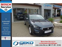 Grau Gebraucht 2022 Seat Leon Style Limousine | 21.290 € (Etwas zu teuer)