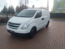 Weiß Gebraucht 2011 Hyundai H-1 Van / Kleinbus | 6.899 € (Guter Preis)