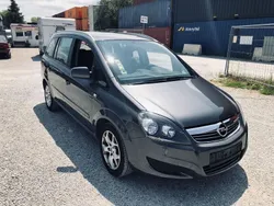 Grau Gebraucht 2011 Opel Zafira Family Van / Kleinbus | 1.999 € (Superpreis)