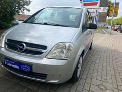 Silber Gebraucht 2006 Opel Meriva Cosmo Van / Kleinbus | 2.750 € (Etwas zu teuer)