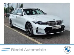 Weiß Gebraucht 2024 BMW 330e M Sport Kombi | 50.790 € (Teuer)