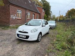 Weiß Gebraucht 2011 Nissan Micra Pure Kleinwagen | 3.200 € (Fairer Preis)
