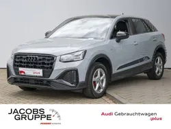 Pfeilgrau perleffekt Gebraucht 2021 Audi Q2 Ambiente SUV | 28.420 € (Teuer)