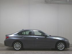 Grau Gebraucht 2020 BMW 320 Advantage Limousine | 19.980 € (Guter Preis)