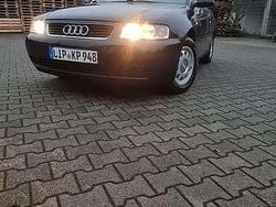 Blau Gebraucht 2000 Audi A3 Ambiente Limousine | 2.500 € (Etwas zu teuer)