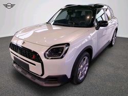 Weiß Gebraucht 2024 Mini Countryman Classic SUV | 40.466 €