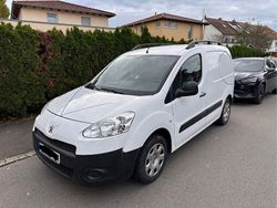Weiß Gebraucht 2014 Peugeot Partner Tepee Allure Van / Kleinbus | 3.900 €