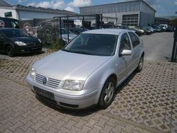 Silber Gebraucht 1999 VW Bora Limousine | 1.490 € (Guter Preis)