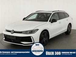 Weiss Neu 2025 VW Passat R-line Kombi | 48.495 € (Superpreis)