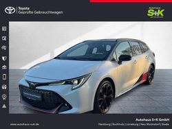 Platinumweiss perleffekt, dach schwarz Gebraucht 2022 Toyota Corolla Sport Kombi | 27.900 € (Fairer Preis)