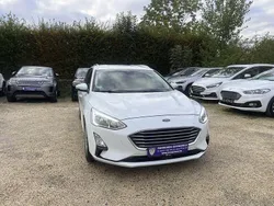 Weiß Gebraucht 2020 Ford Focus Cool & Connect Limousine | 11.899 € (Guter Preis)