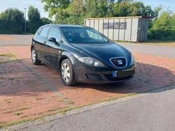 Schwarz Gebraucht 2006 Seat Leon Limousine | 2.700 € (Etwas zu teuer)
