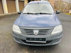 Blau Gebraucht 2009 Dacia Logan Basis Limousine | 500 €