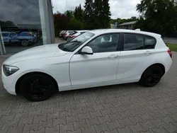 Weiß Gebraucht 2012 BMW 118 Sport Line Kleinwagen | 10.999 € (Guter Preis)