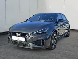 Cypress green Neu 2025 Hyundai i30 N Line Limousine | 31.070 € (Etwas zu teuer)