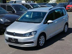 Silber Gebraucht 2021 VW Touran Comfortline Van / Kleinbus | 21.888 € (Guter Preis)