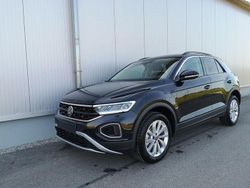 Grenadilschwarz metallic Neu 2025 VW T-Roc Life SUV | 30.590 € (Superpreis)