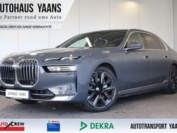 Grau Gebraucht 2024 BMW i7 Limousine | 90.989 € (Guter Preis)
