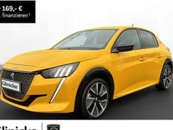 Gelb Gebraucht 2021 Peugeot e-208 GT Kleinwagen | 15.790 € (Guter Preis)