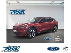 Rot Gebraucht 2022 Ford Mustang Mach-E Premium SUV | 45.995 € (Teuer)