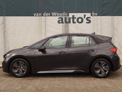 Grau Gebraucht 2023 Cupra Born Kleinwagen | 23.900 € (Fairer Preis)