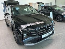 Schwarz (abyss black / met) Neu 2025 Hyundai Tucson SUV | 33.714 € (Superpreis)