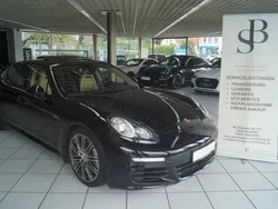 Tiefschwarzmetallic Gebraucht 2015 Porsche Panamera Limousine | 44.900 €